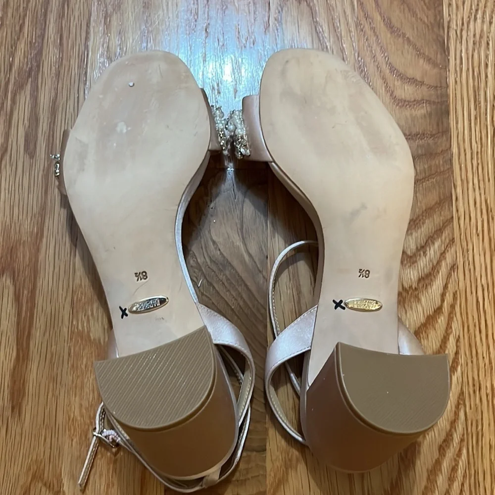 New Badgley Mischka Clara Heels. Size 8.5